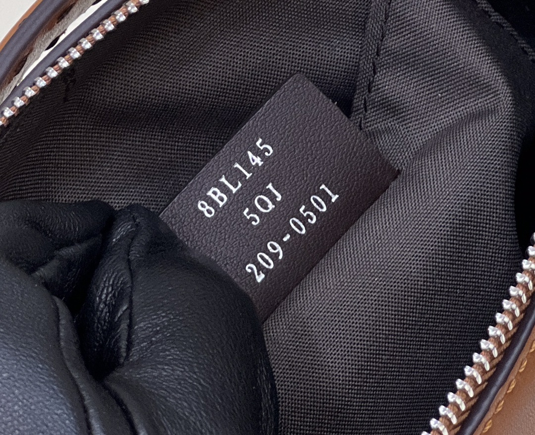 F**di by the way small bag