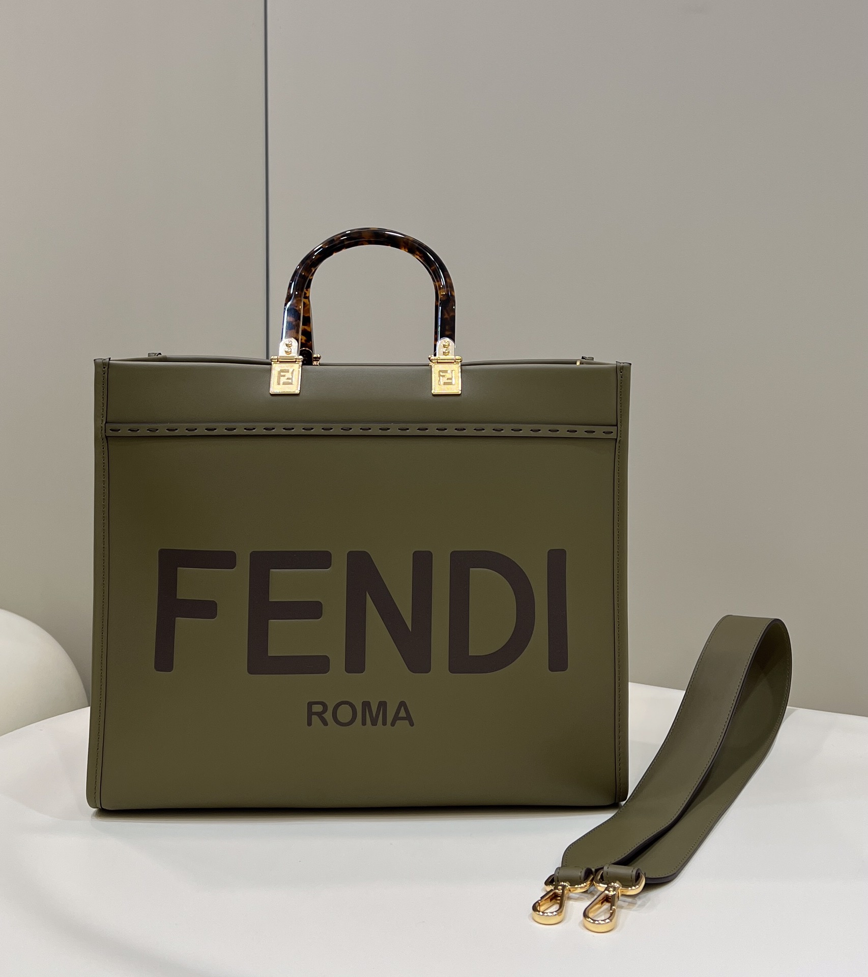 F**di sunshine tote