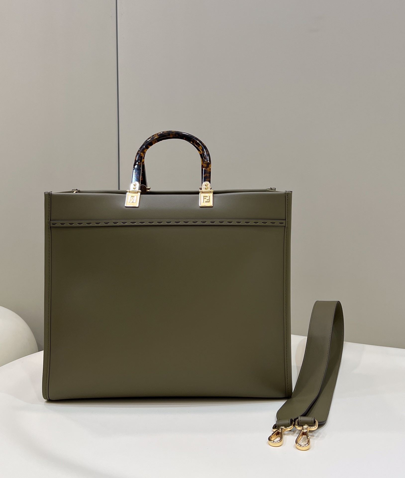 F**di sunshine tote