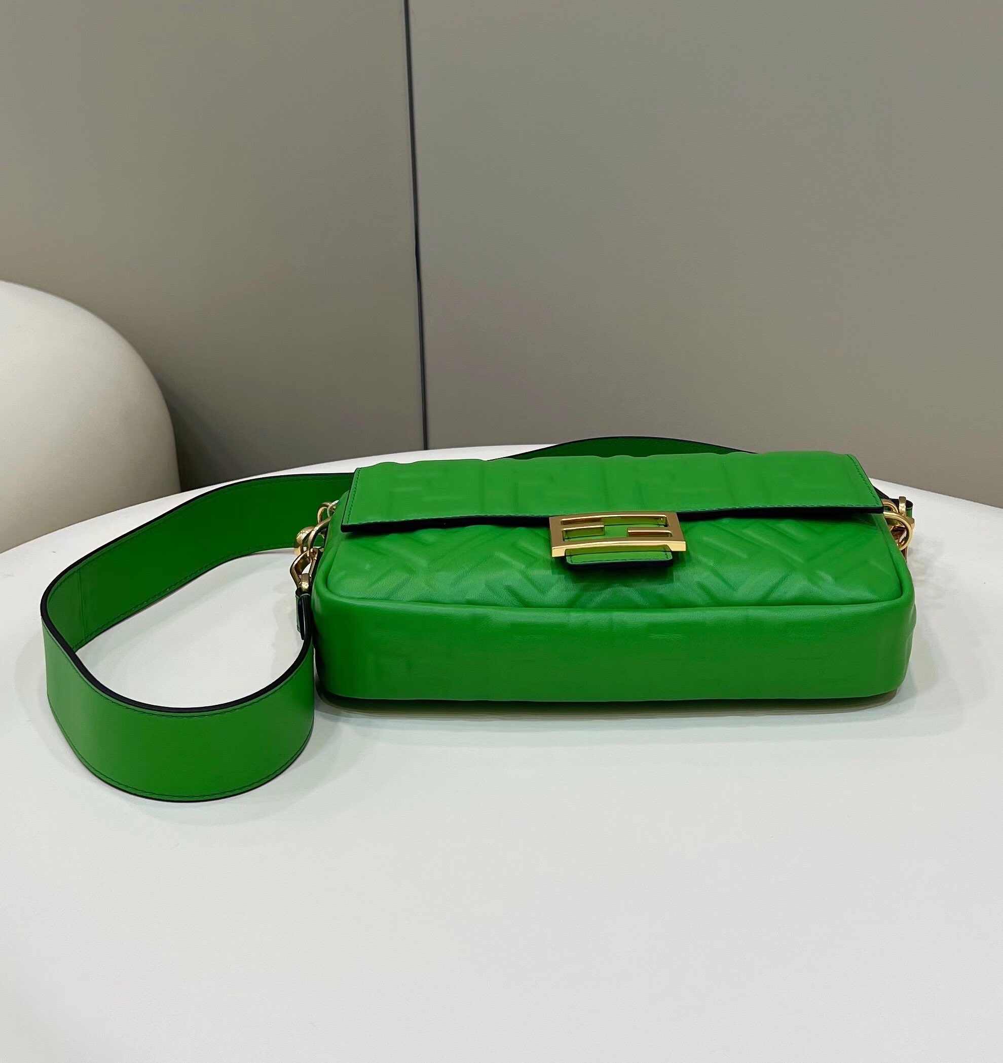 F**di baguette medium bag