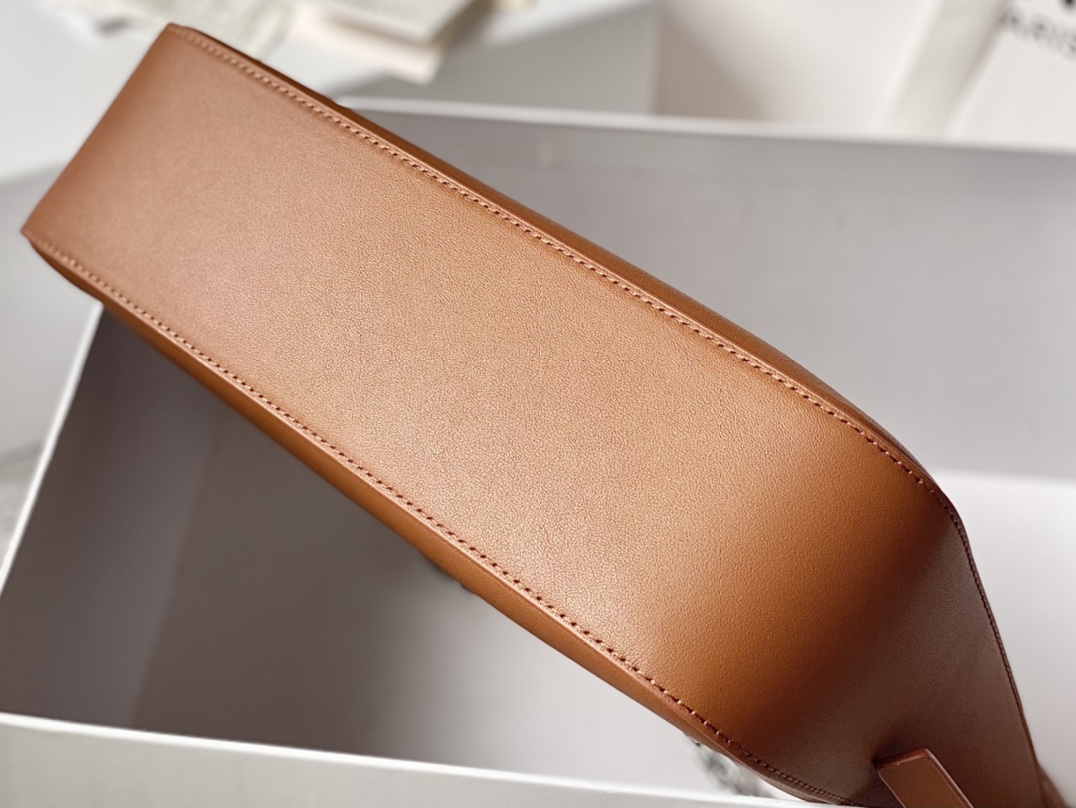 Givenchy Moon Cut Medium Bag