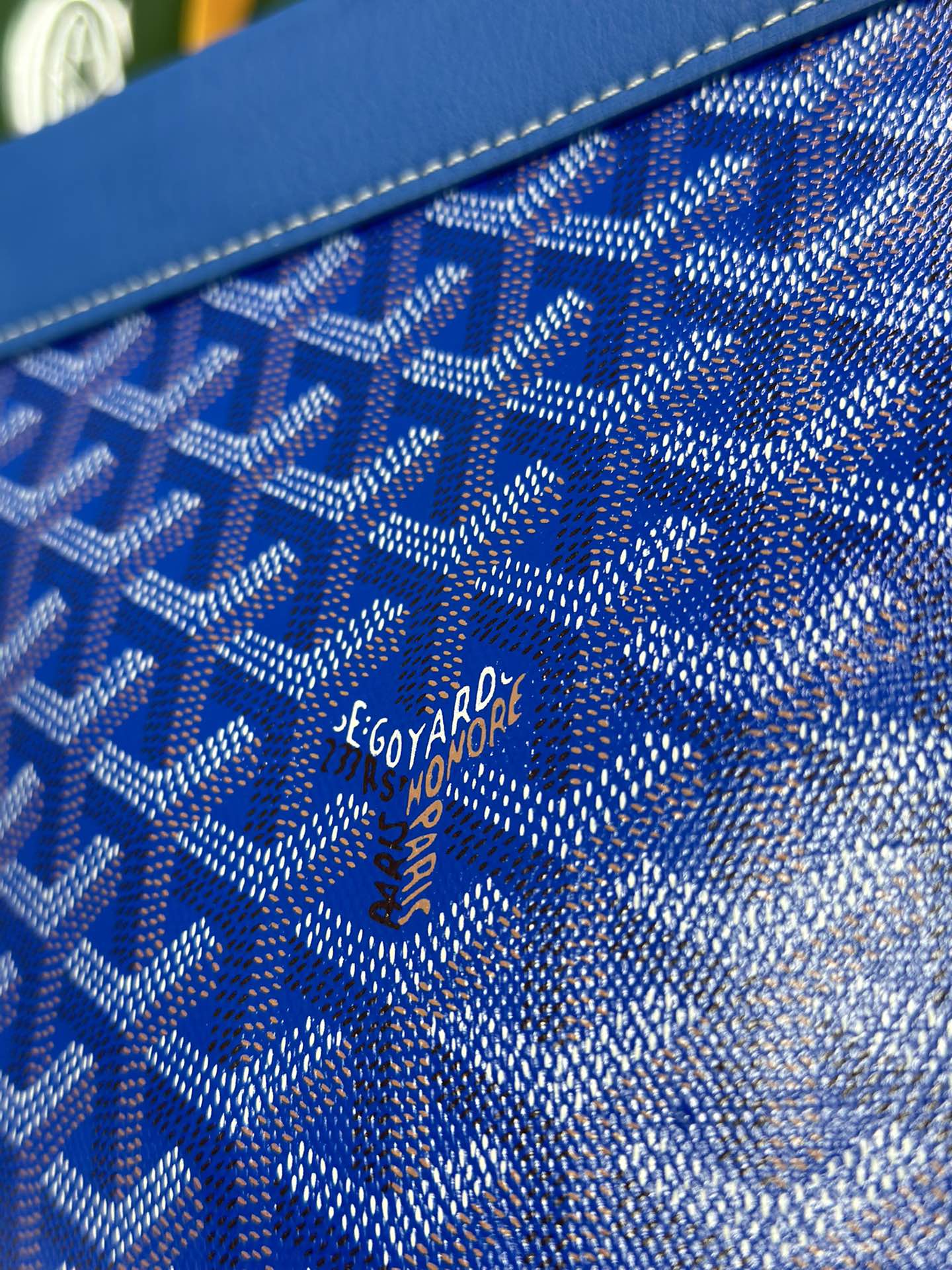 Go*ard conti handbag