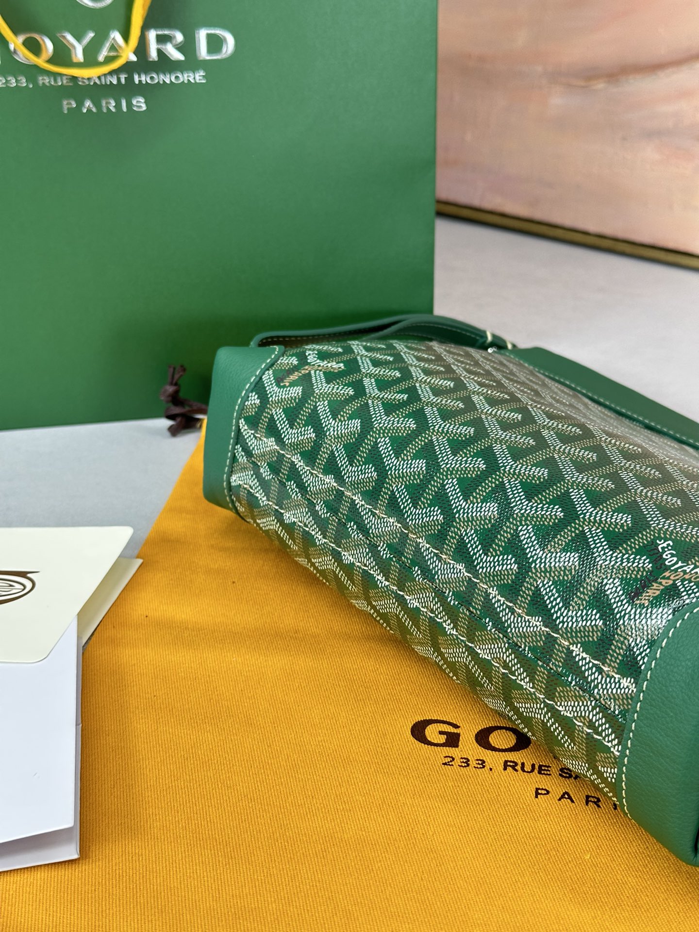Go*ard conti handbag