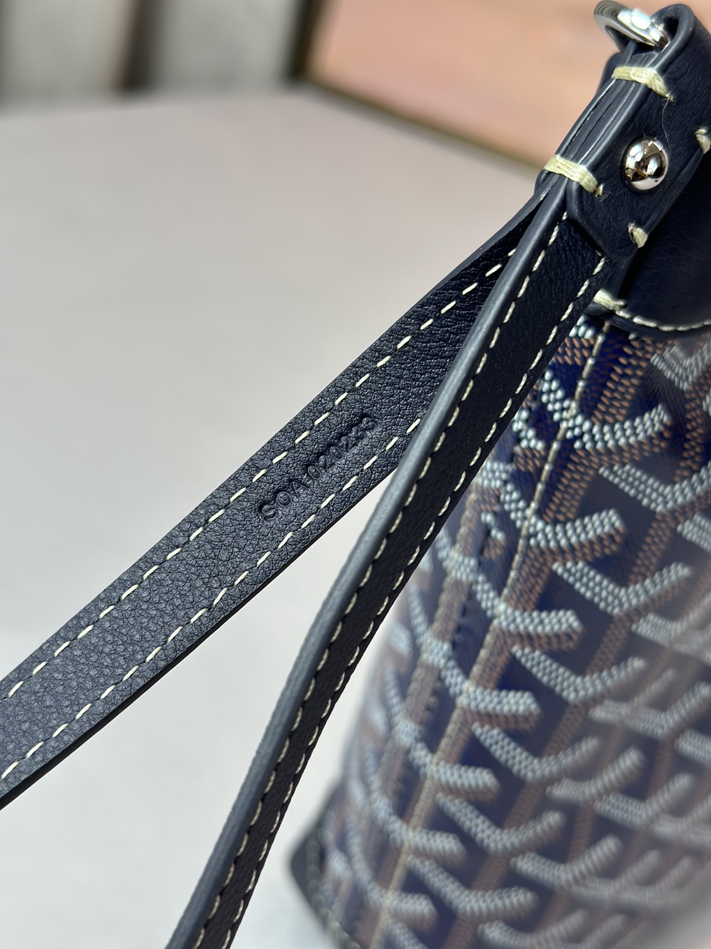 Go*ard conti handbag