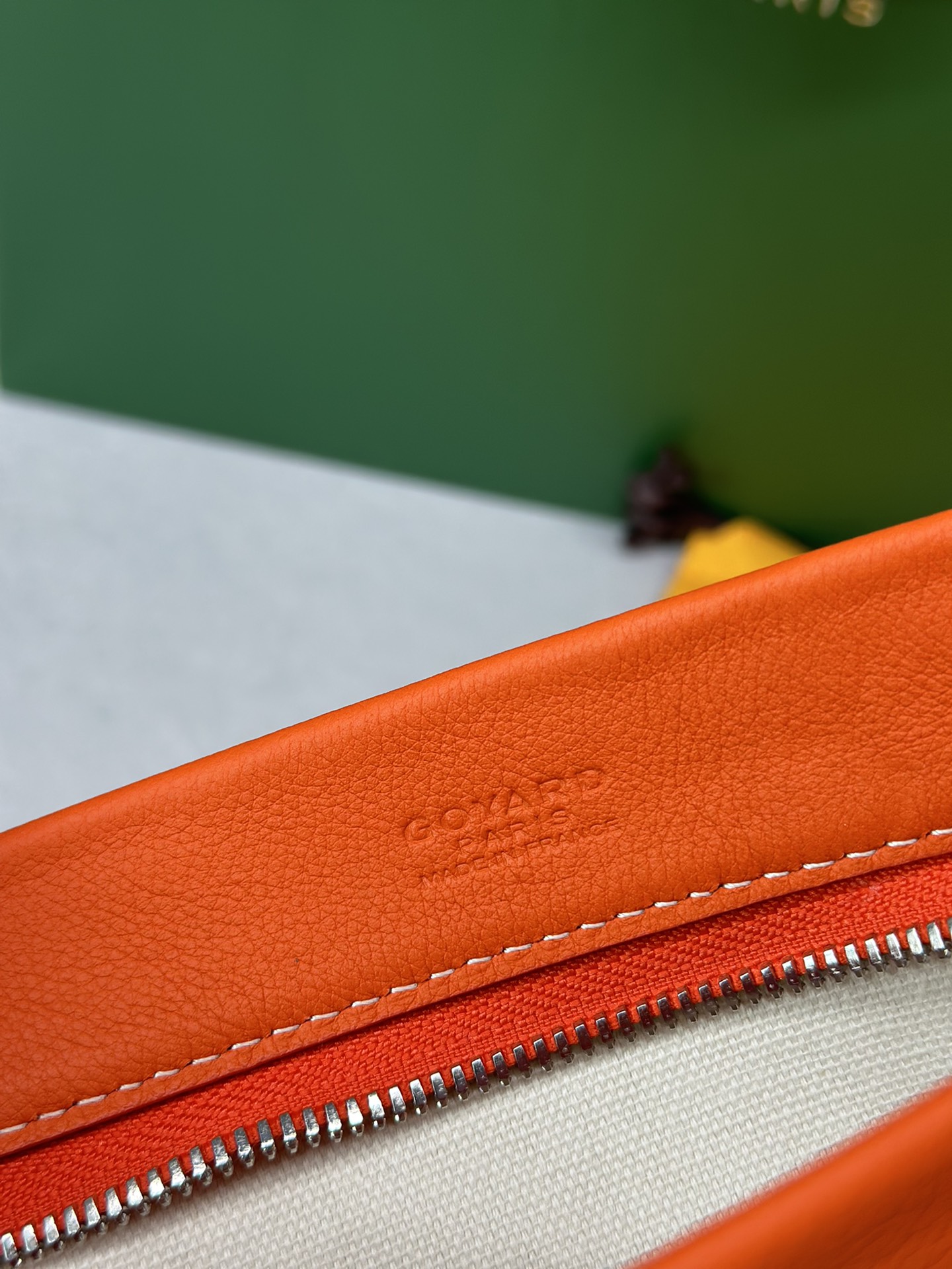 Go*ard conti handbag