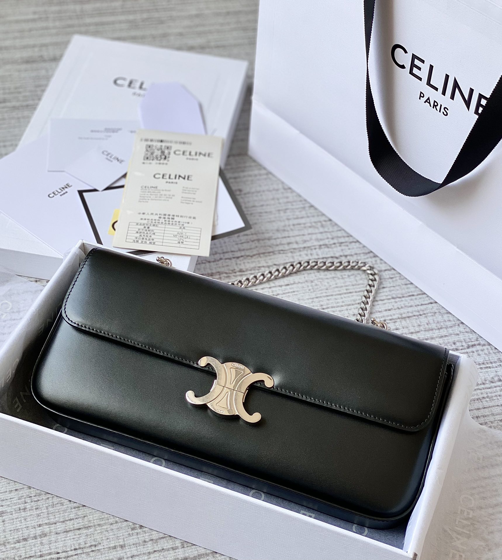 Ce**e triomphe chain bag