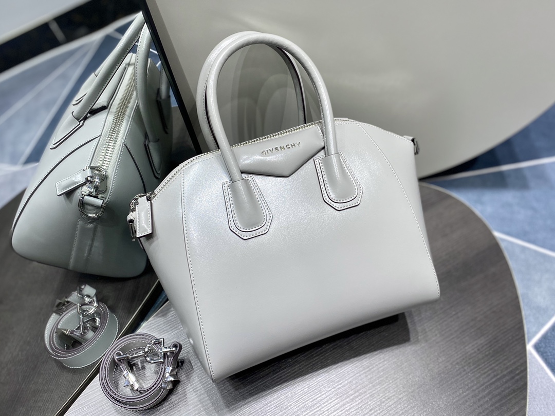 Givenchy Antigona Bag