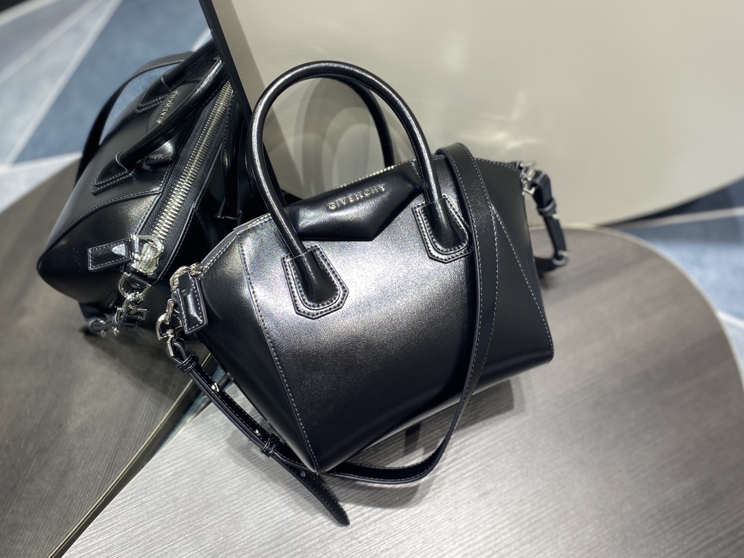 Givenchy Antigona Small Bag