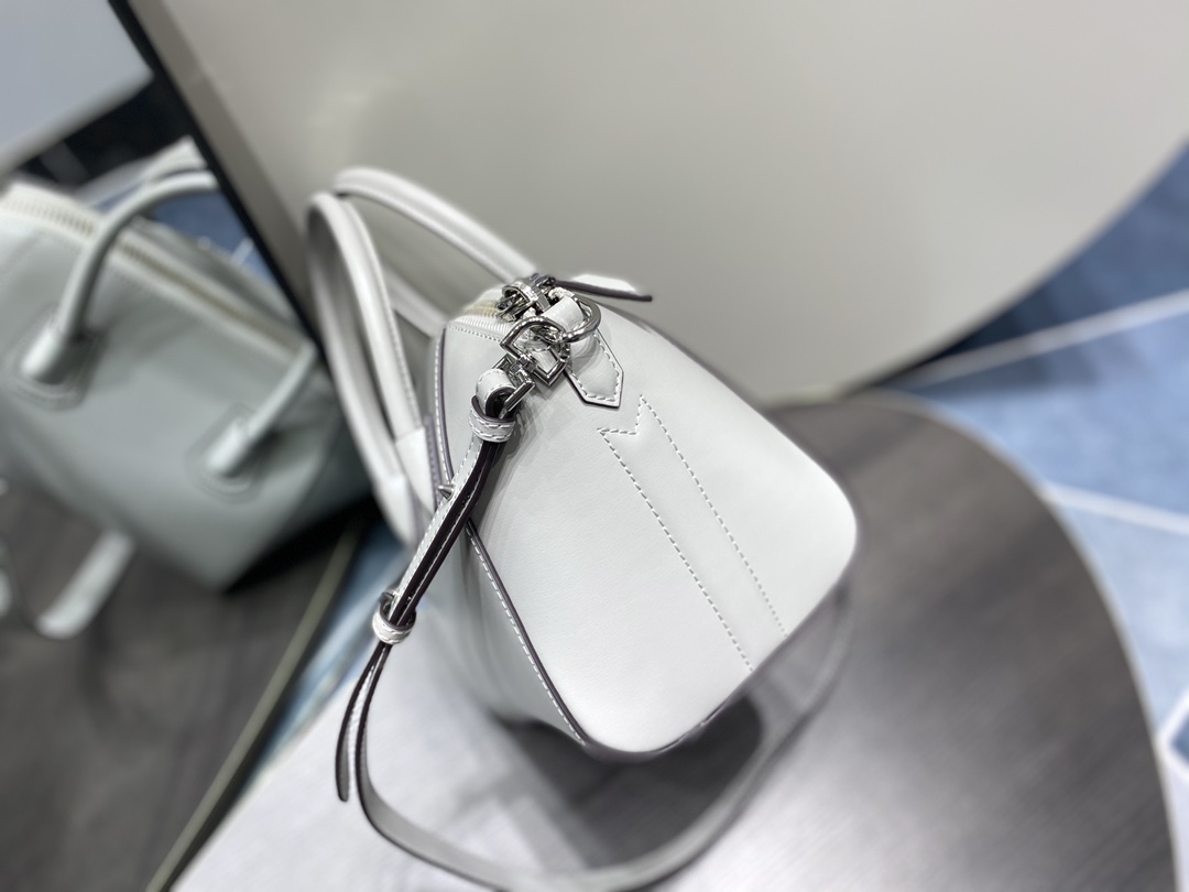 Givenchy Antigona Small Bag