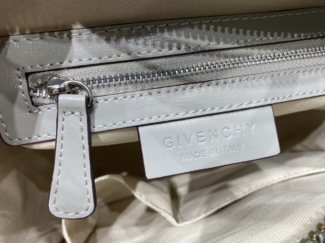 Givenchy Antigona Small Bag