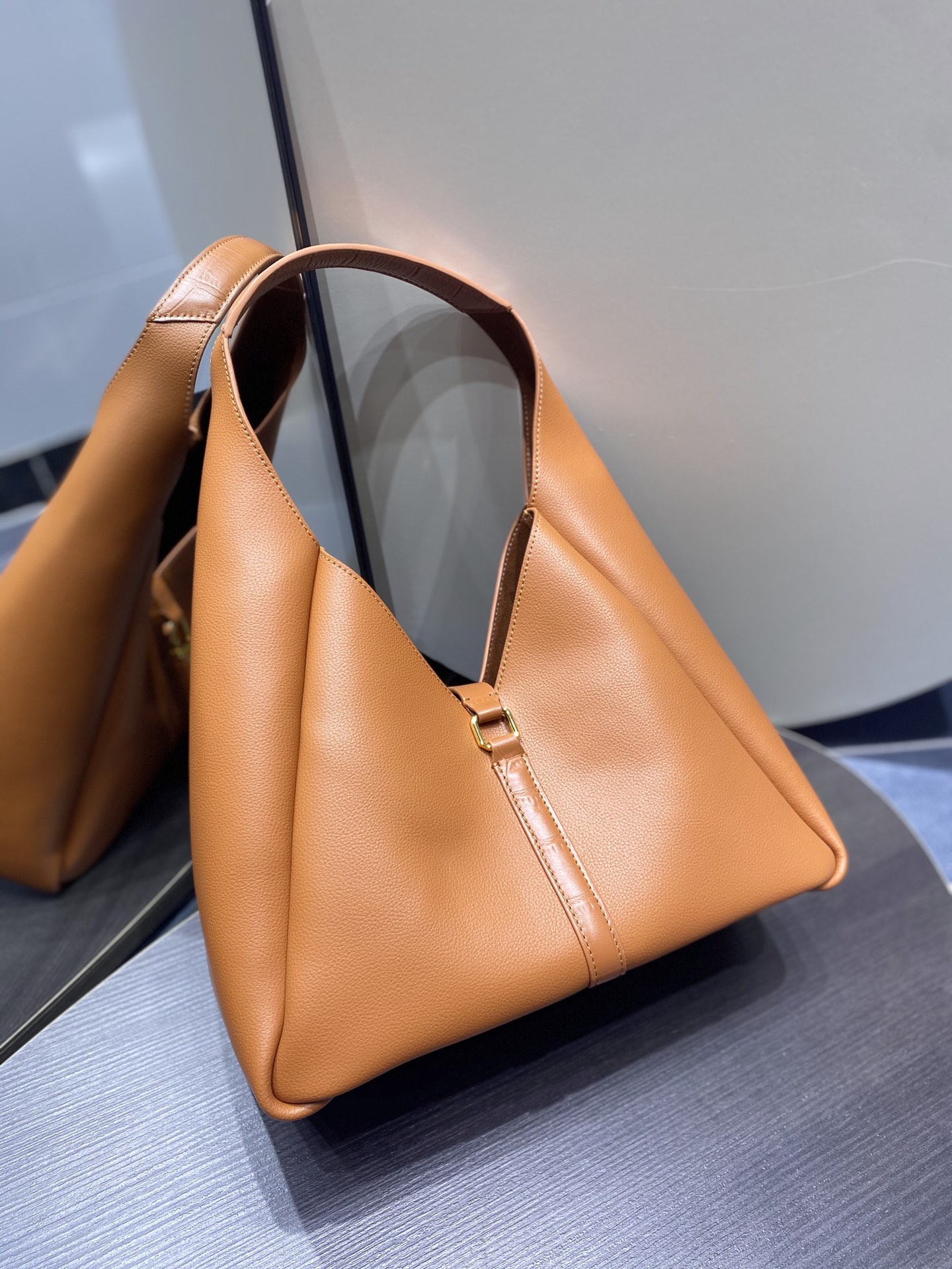 Givenchy G-Hobo  Medium