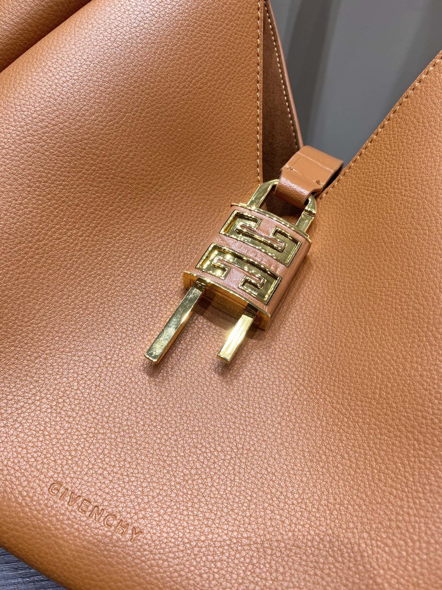 Givenchy G-Hobo  Medium