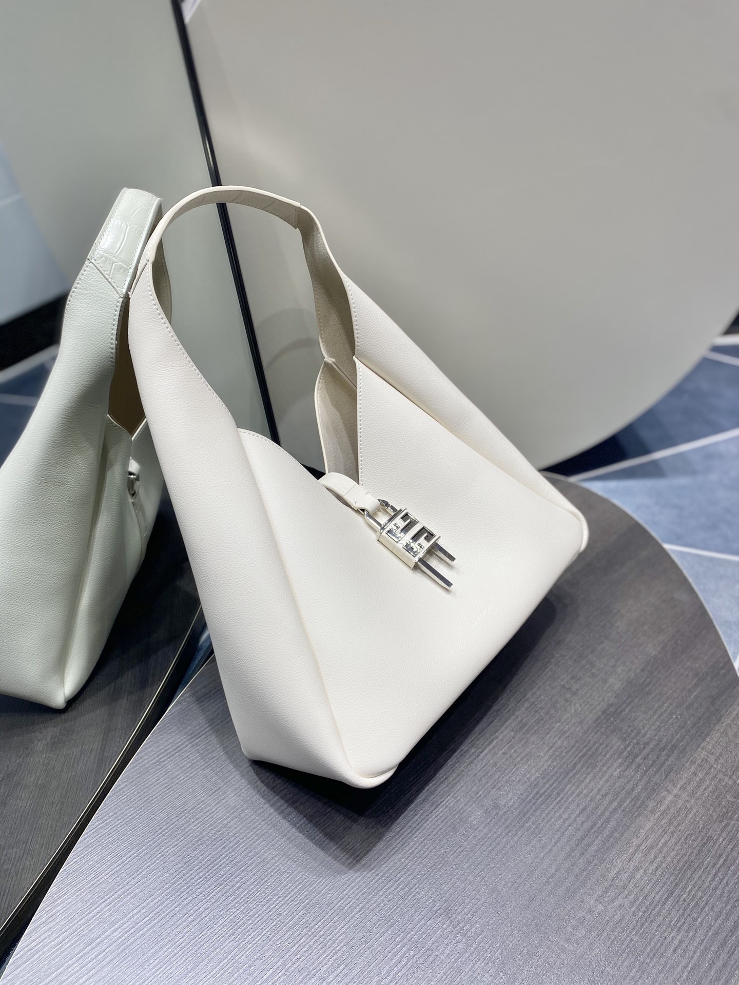 Givenchy G-Hobo  Medium