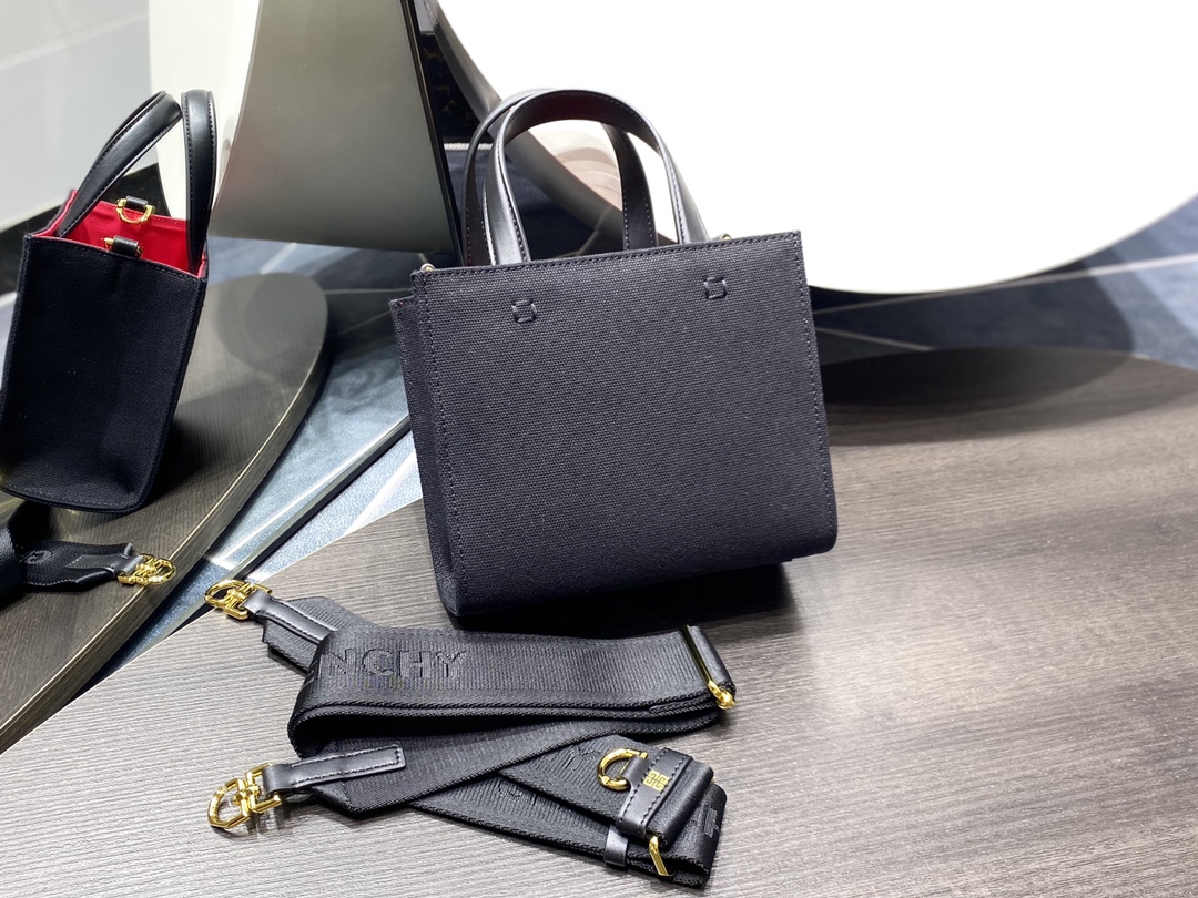 Givenchy Cabas G-tote Mini