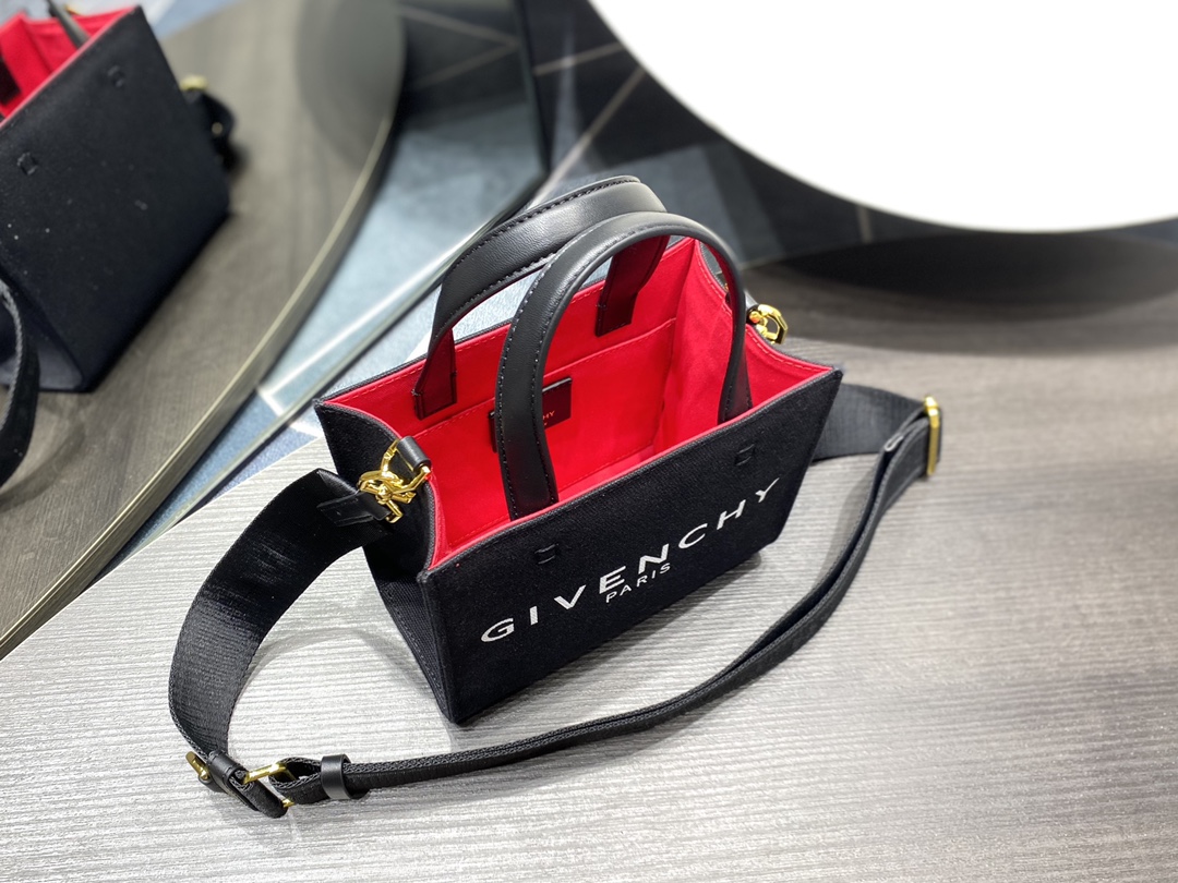 Givenchy Cabas G-tote Mini