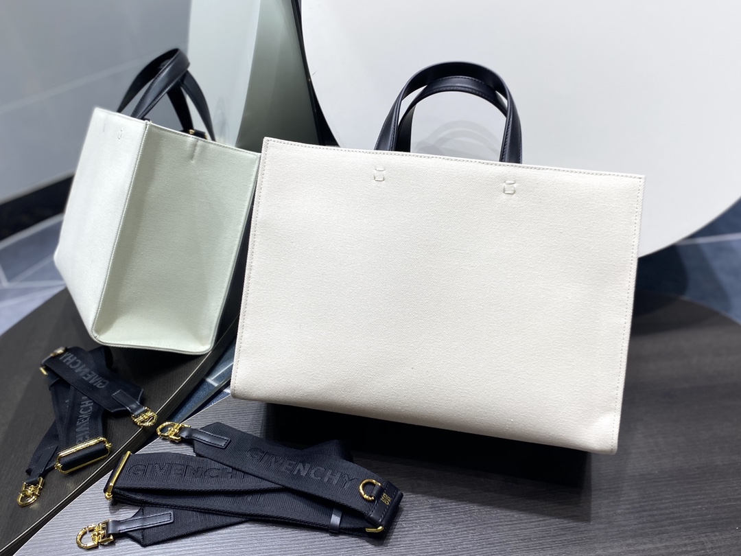 Givenchy Cabas G-tote Medium