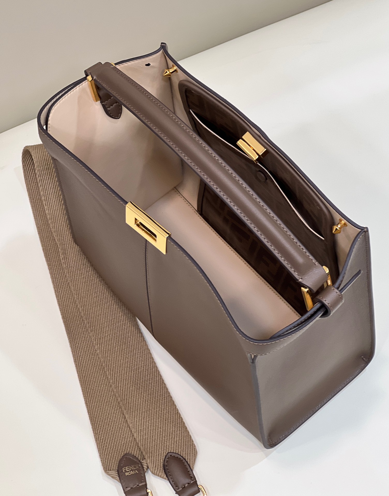 F**di peekaboo bag