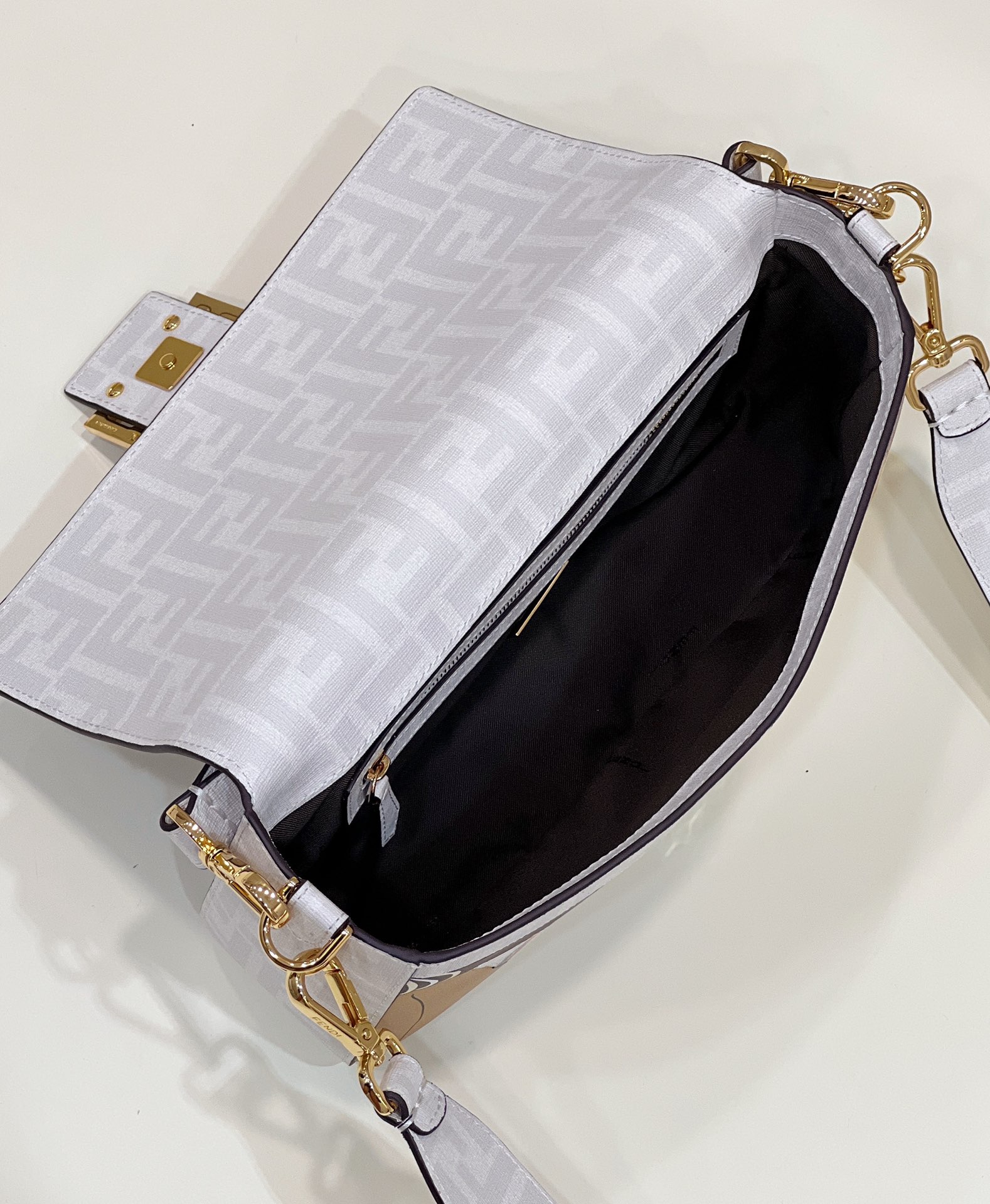 F**di  baguette  medium handbag