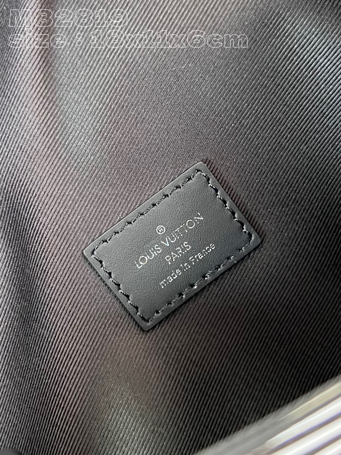 l**is V*t*n steamer wearable wallet