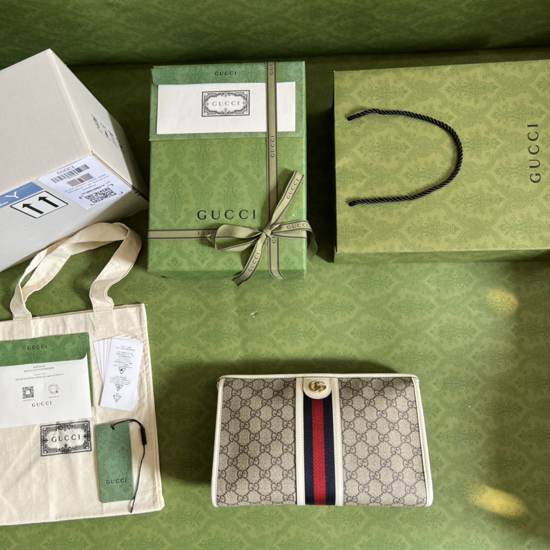 G*u*i ophidia gg toiletry case