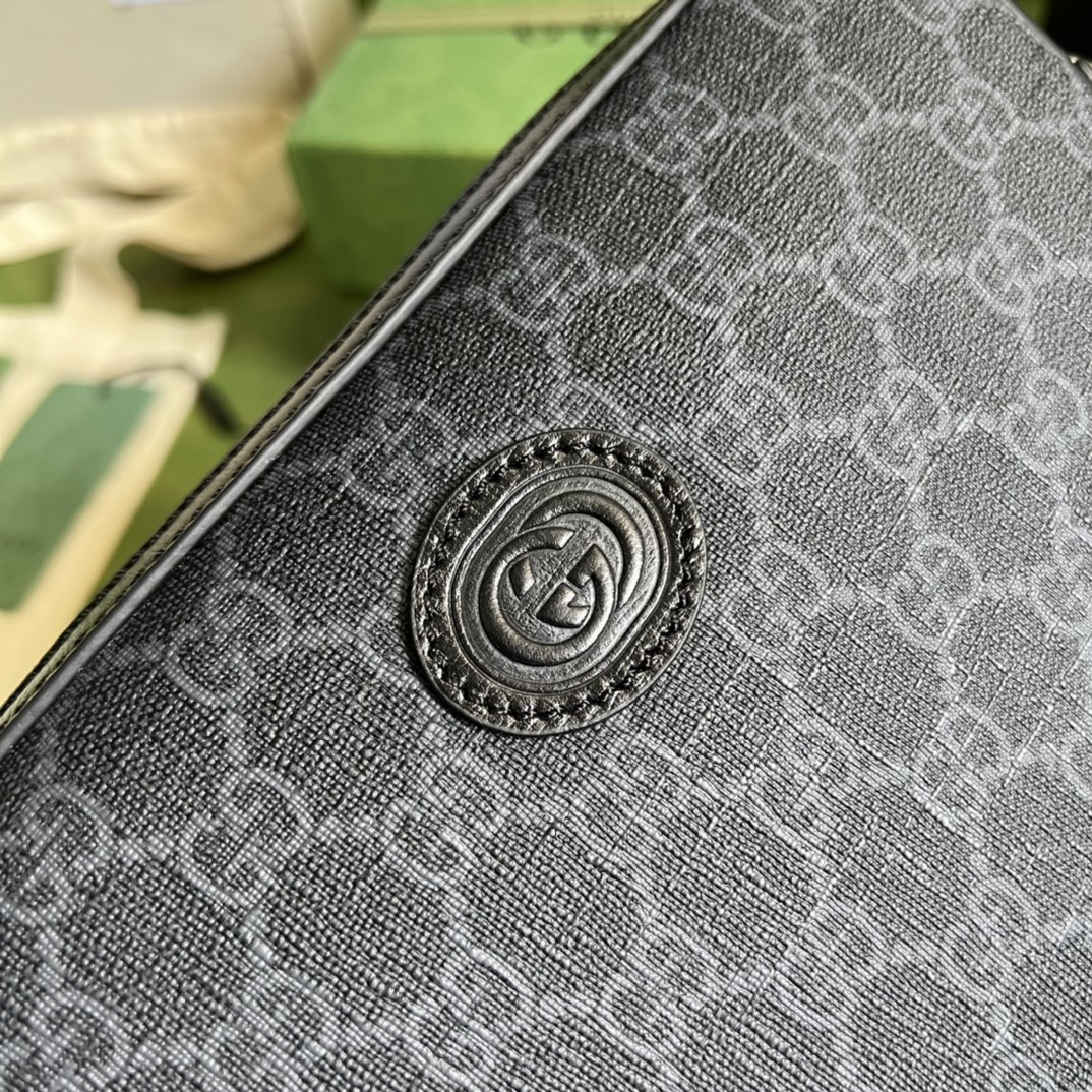 G*u*i crossbody bag with interlocking g