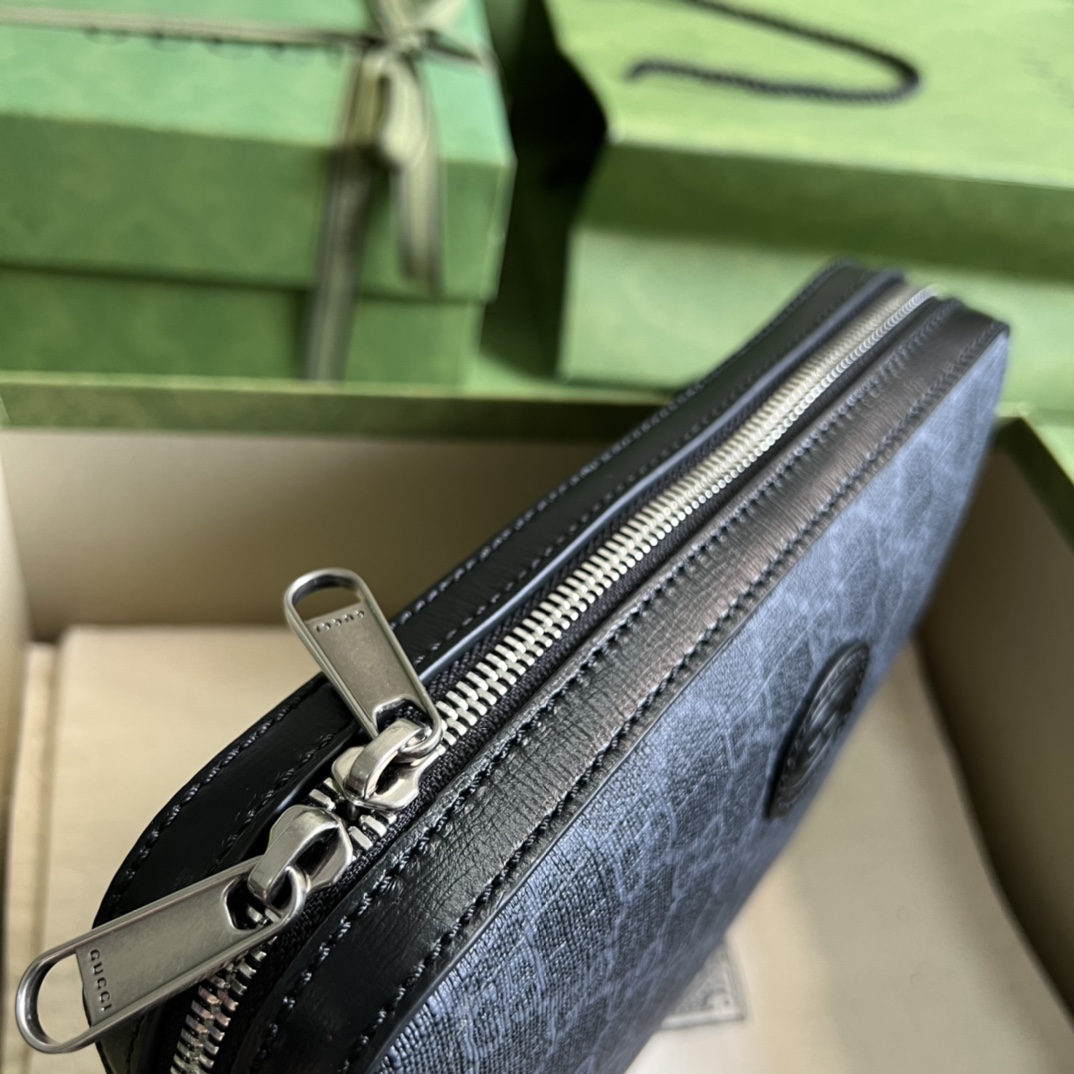 G*u*i crossbody bag with interlocking g