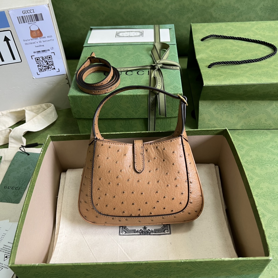 G*u*i gg  jackie bag