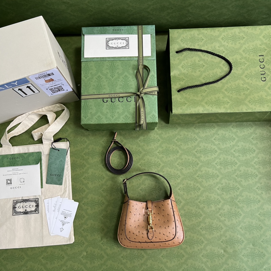 G*u*i gg  jackie bag