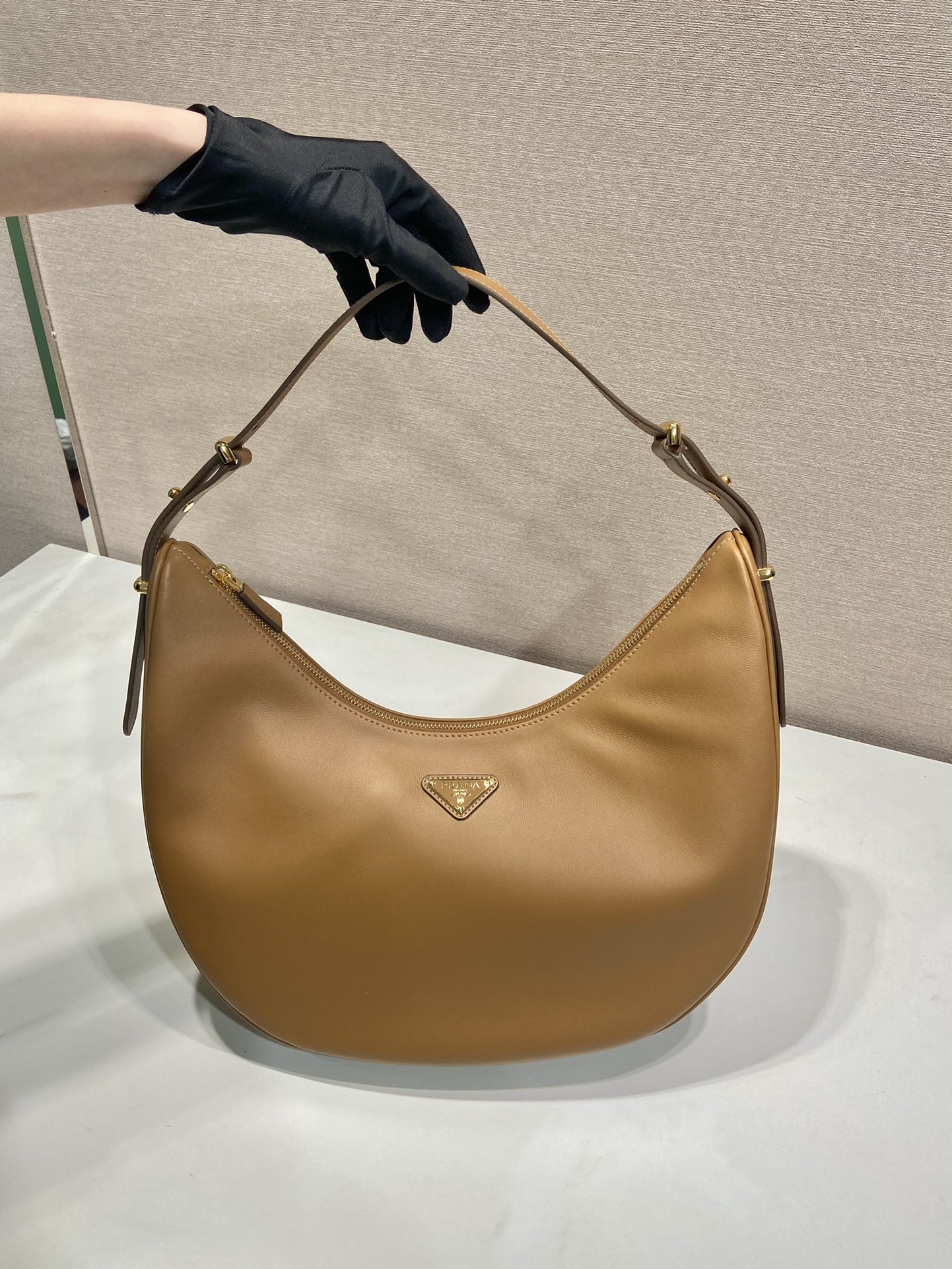 Pra*a large leather shoulder bag hobo