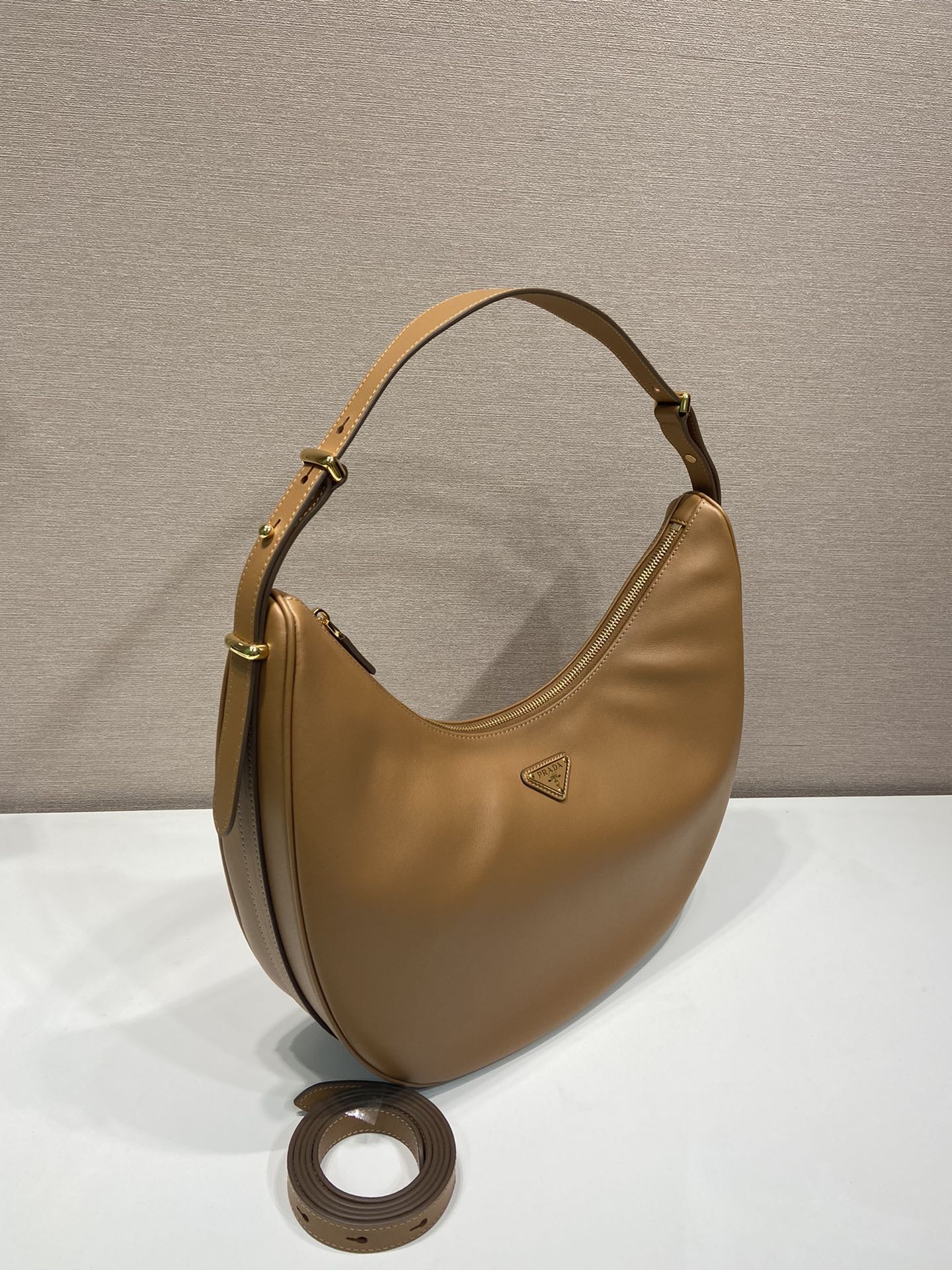 Pra*a large leather shoulder bag hobo