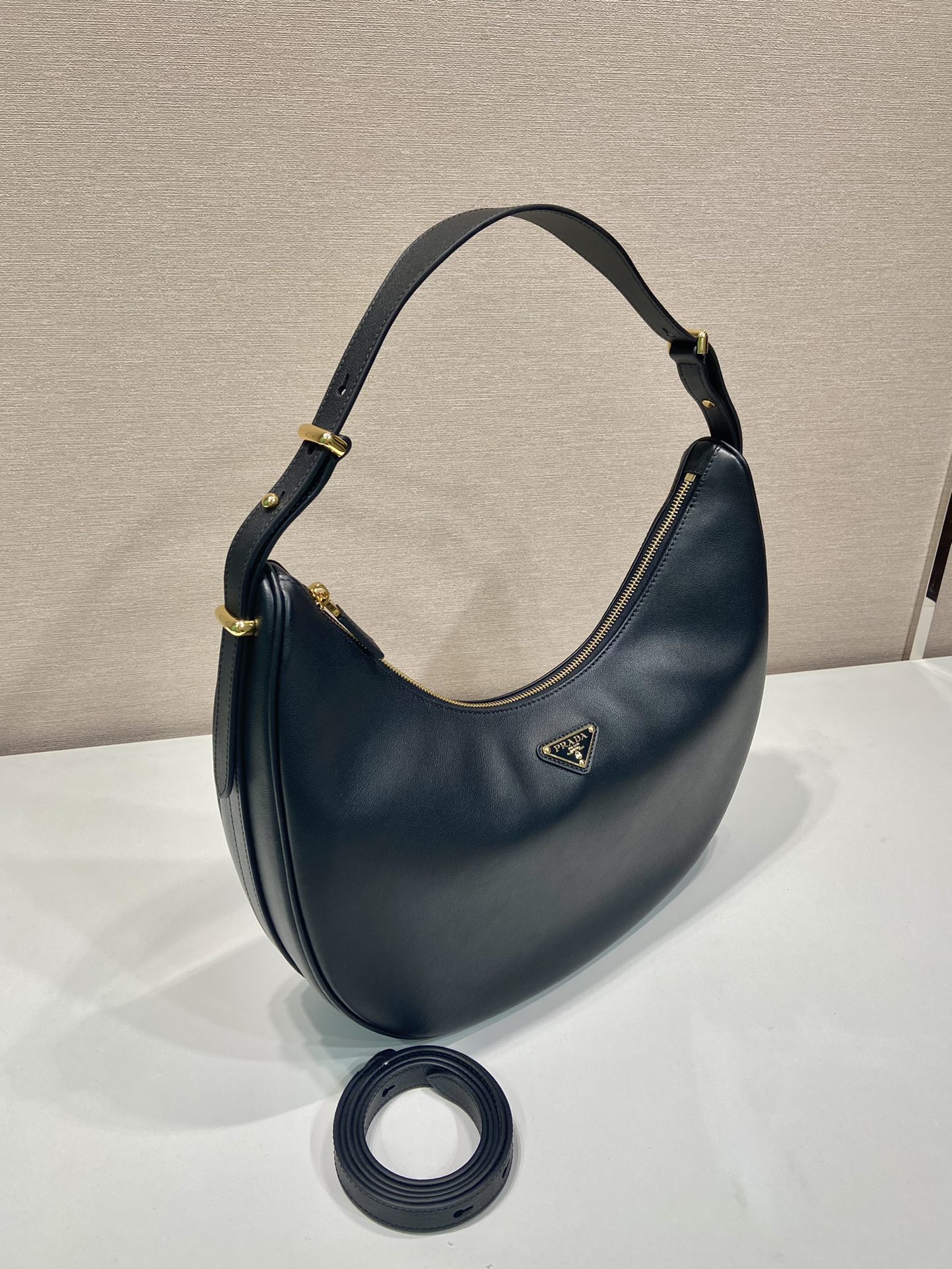 Pra*a large leather shoulder bag hobo