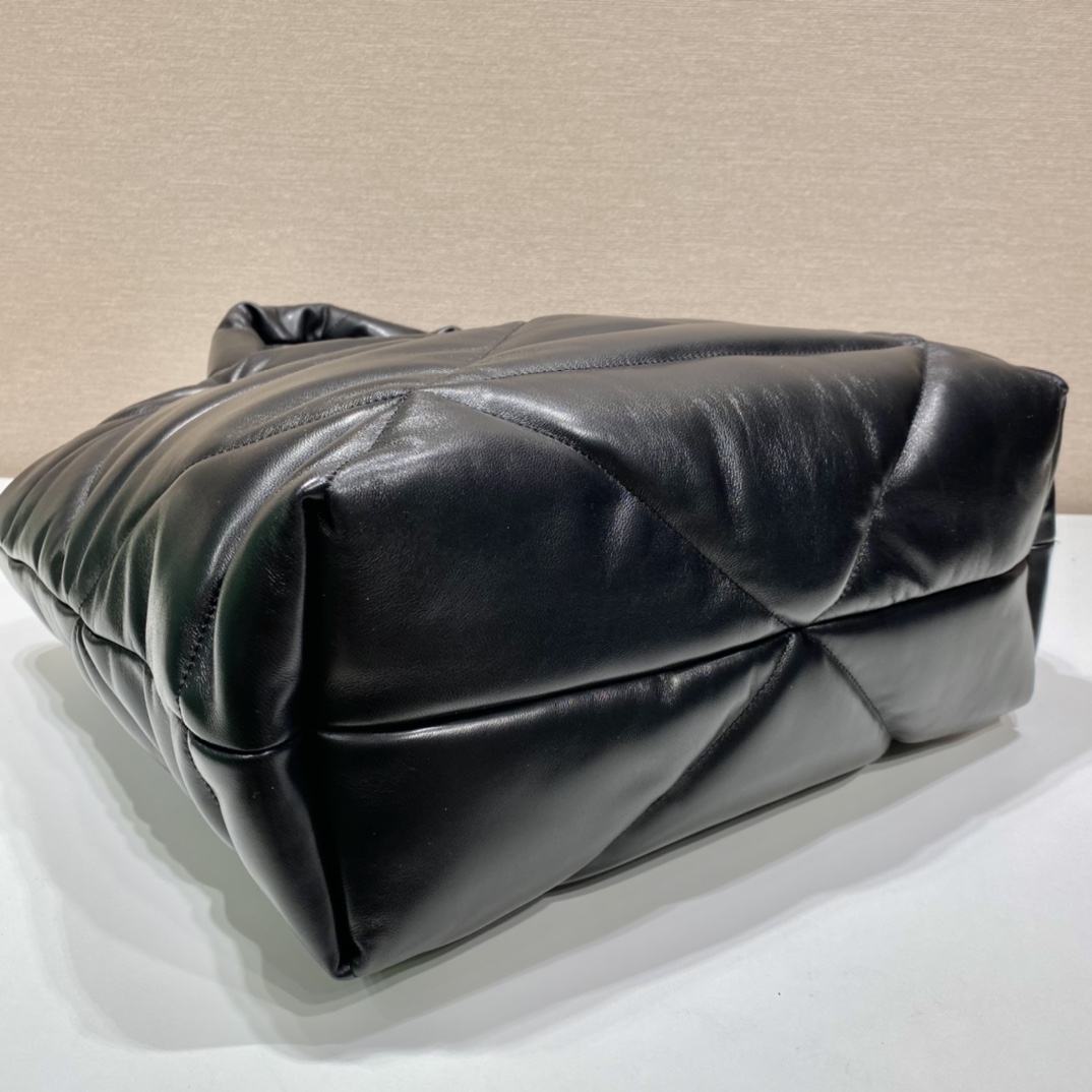 Pra*a padded nappa tote bag