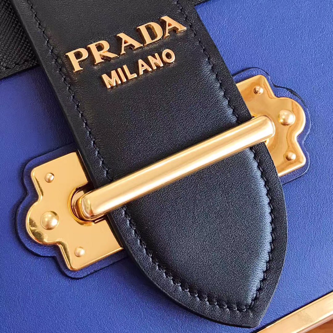 Pra*a cahier leather bag