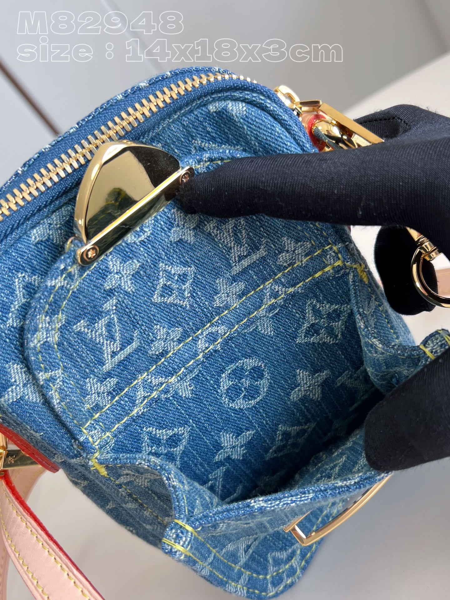 l**is V*t*n fairfax pochette monogram denim