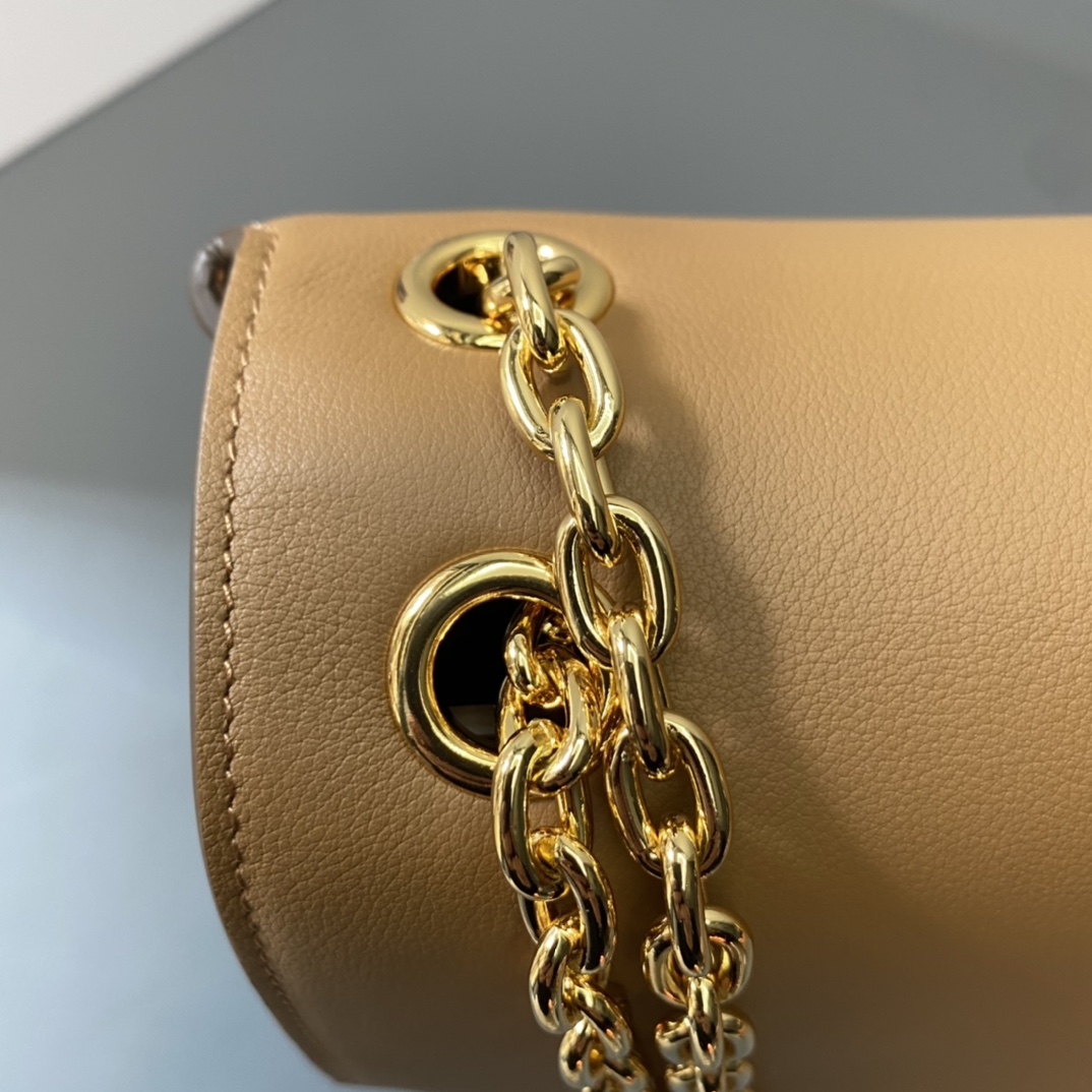 Pra*a large leather shoulder bag
