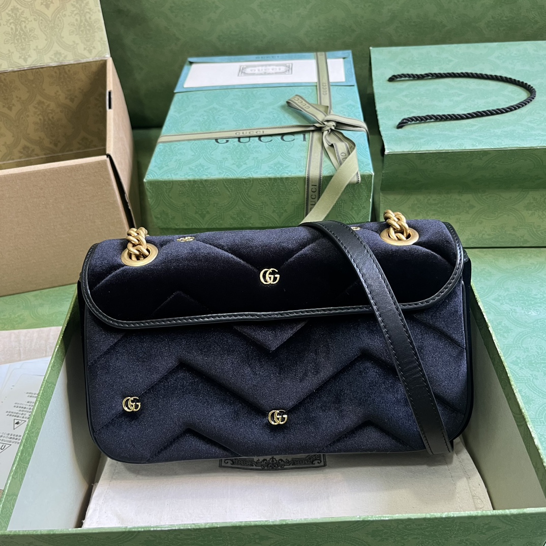 G*u*i gg marmont small velvet shoulder bag