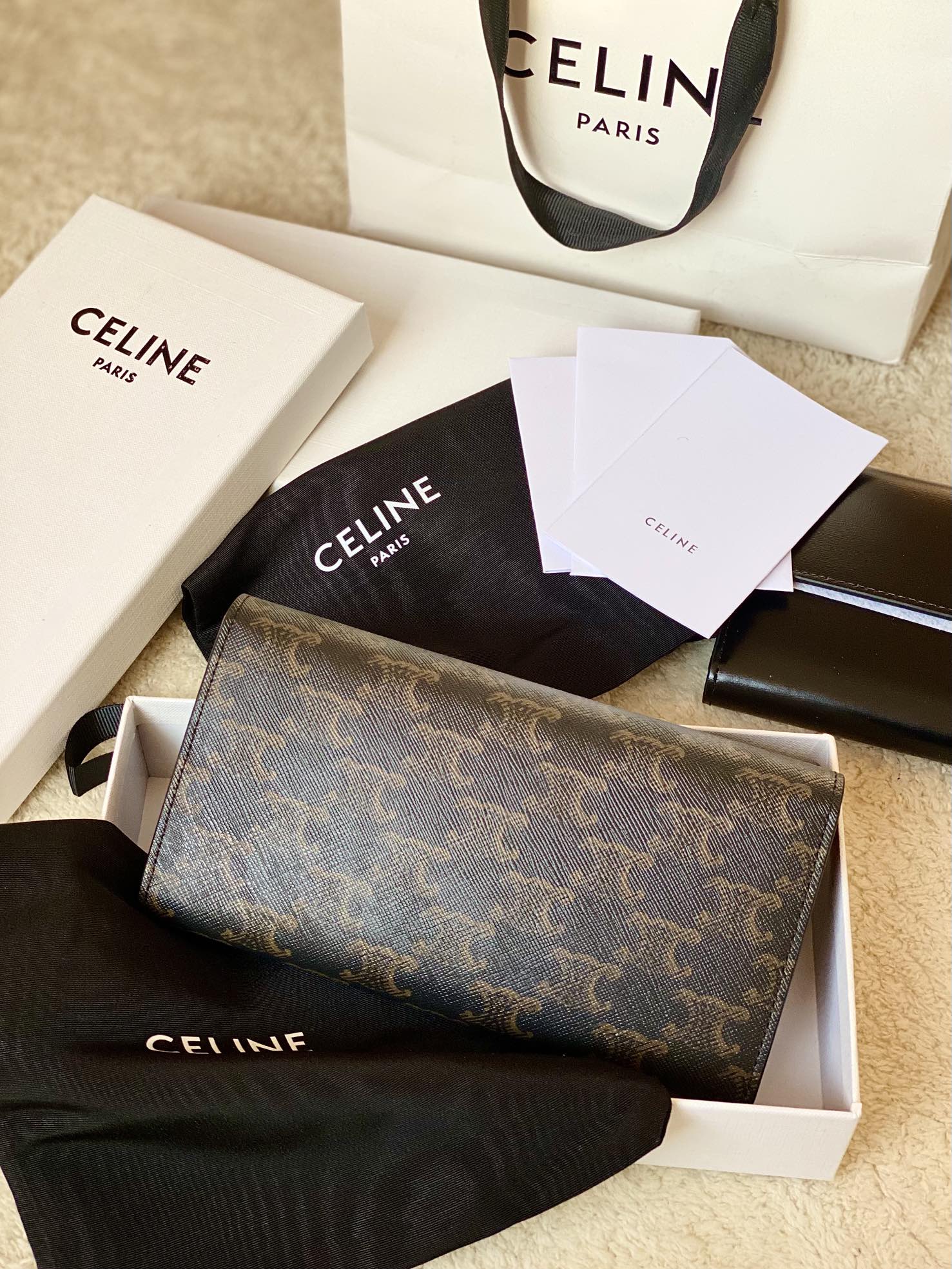 Ce**e triomphe long wallet