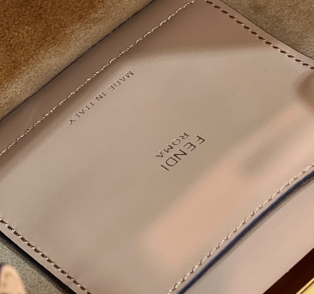 F**di way bag