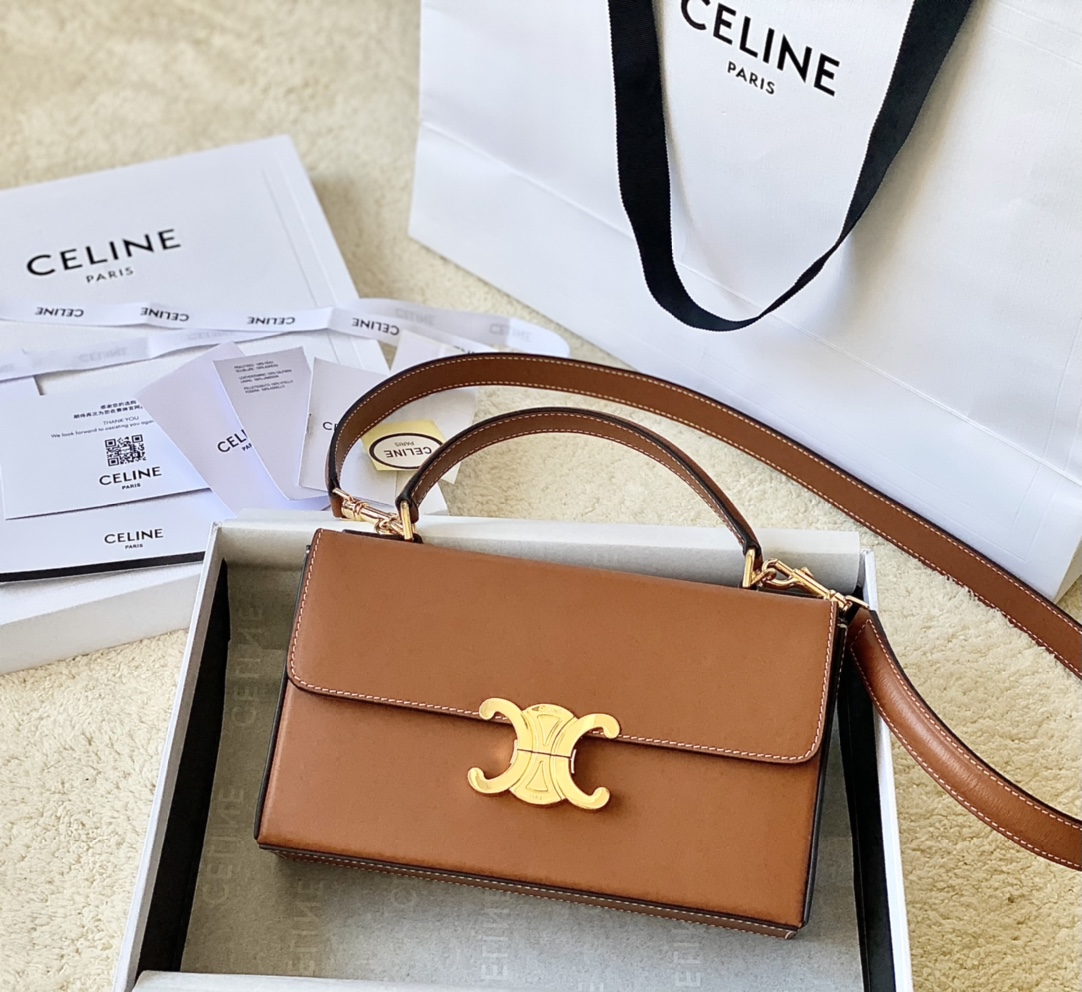 Ce**e box triomphe bag