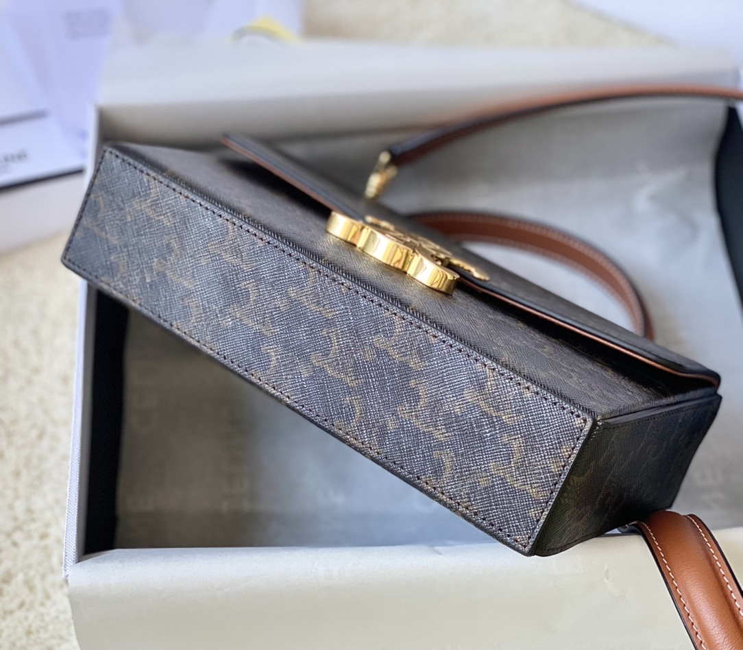 Ce**e box triomphe bag