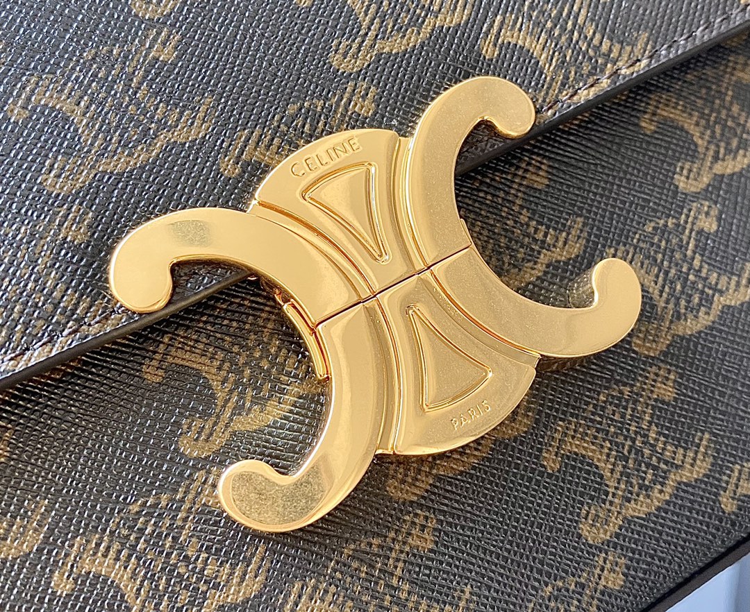 Ce**e box triomphe bag