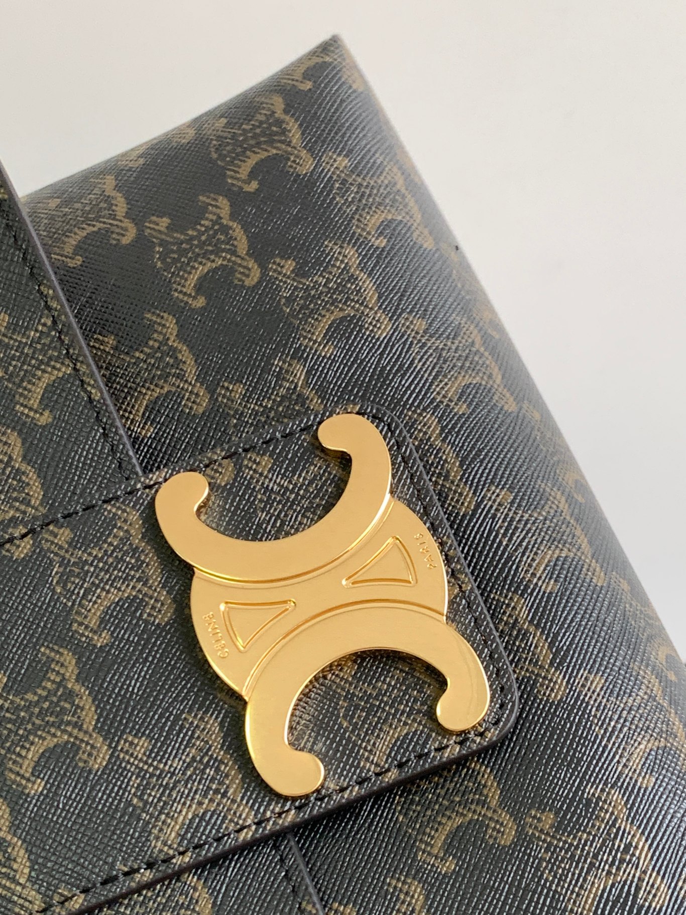 Ce**e medium Ce**e victoire bag