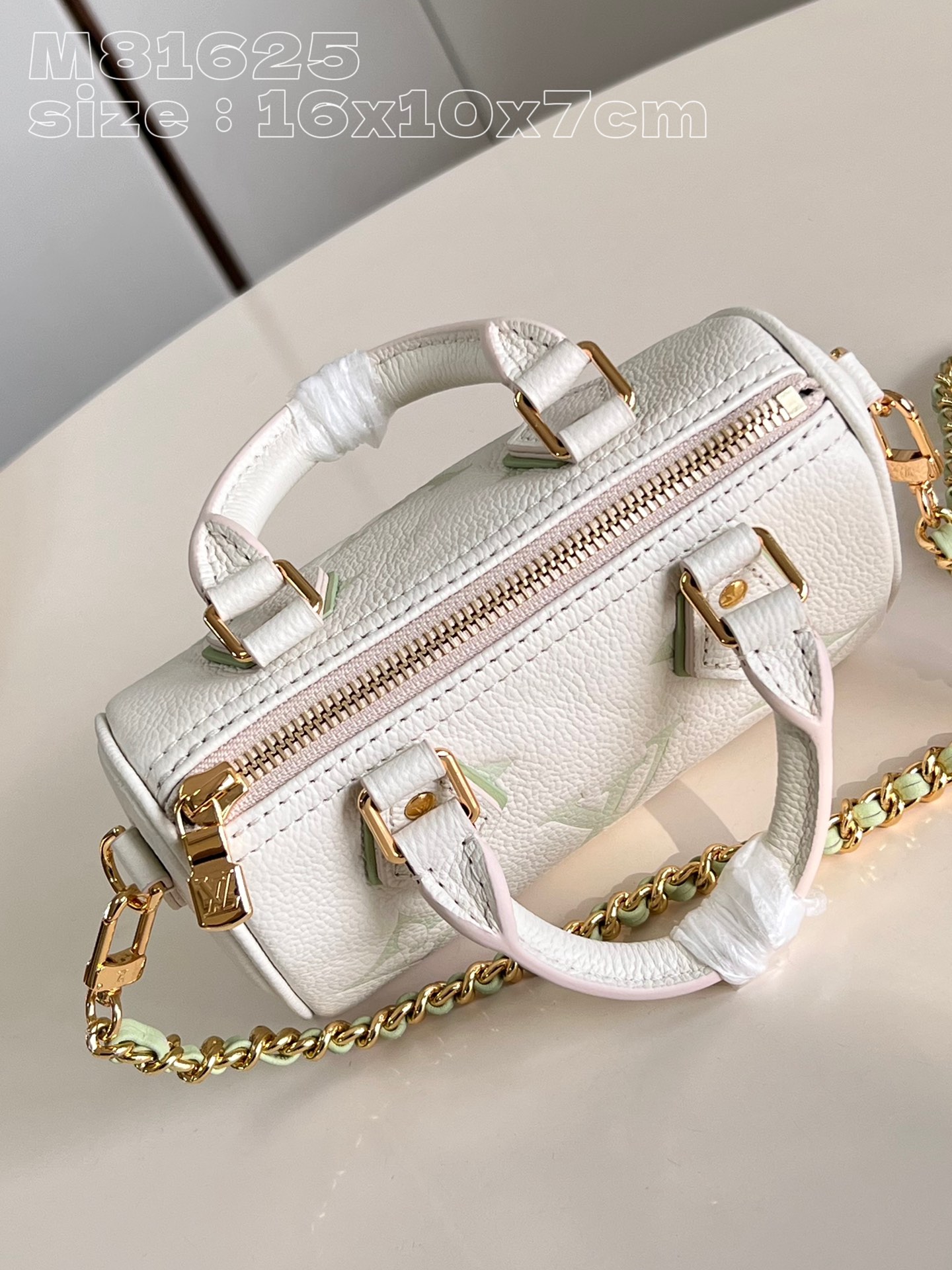 l**is V*t*n nano speedy handbag