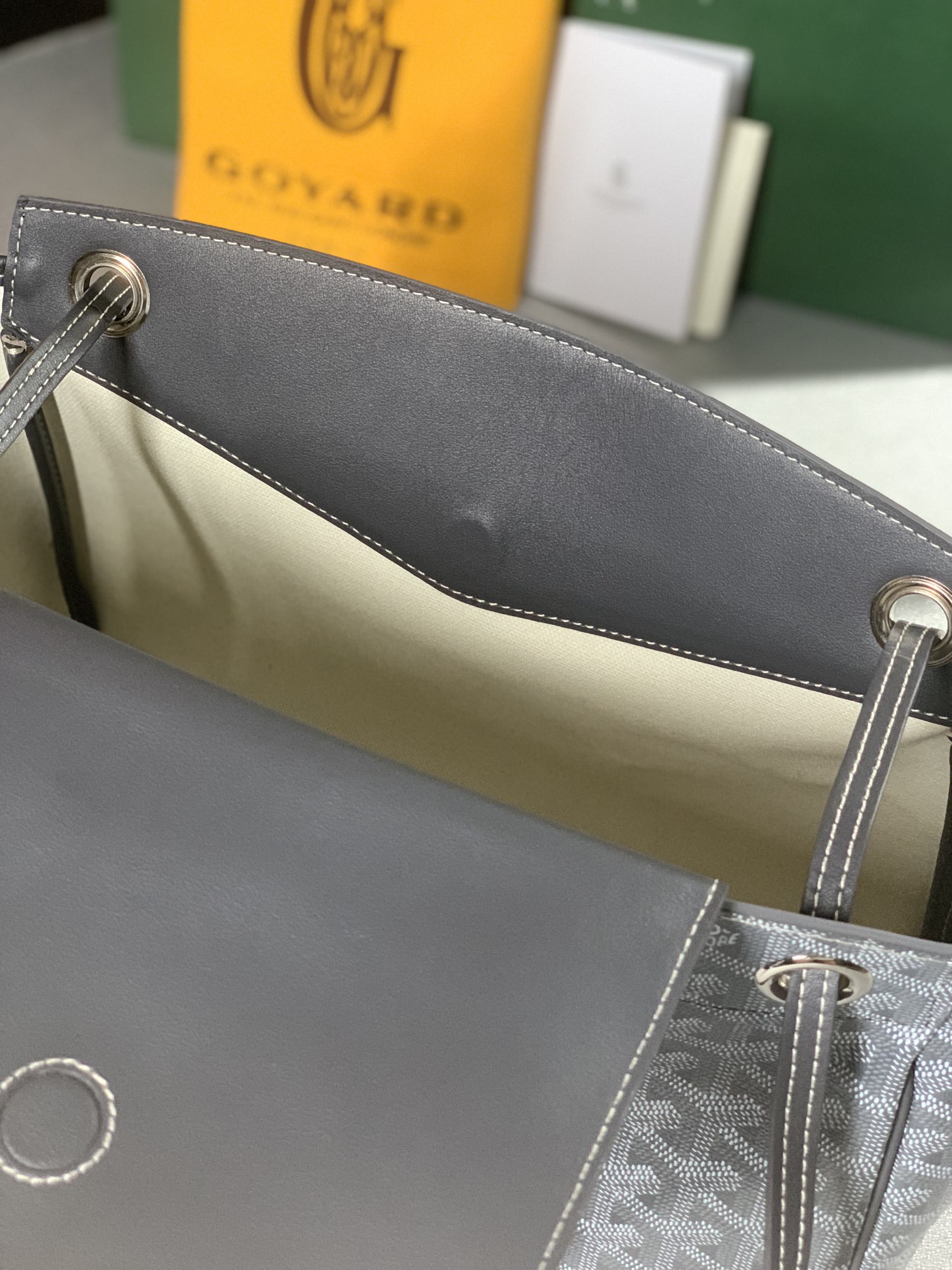 Go*ard rouette bag