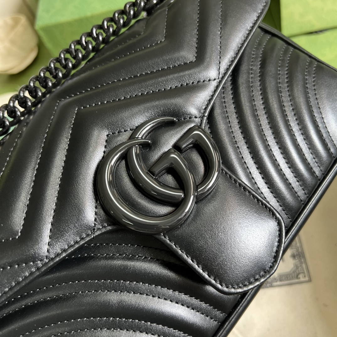 G*u*i gg marmont small shoulder bag