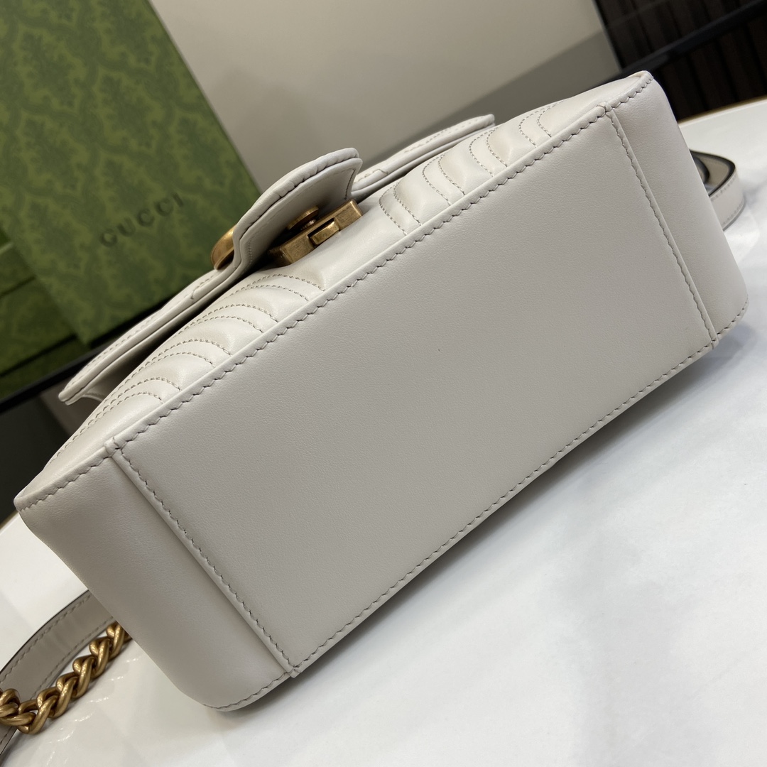 G*u*i gg marmont mini top handle bag