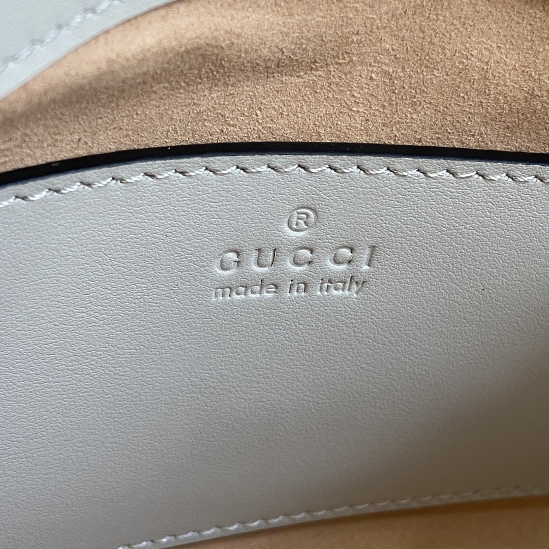 G*u*i gg marmont mini top handle bag