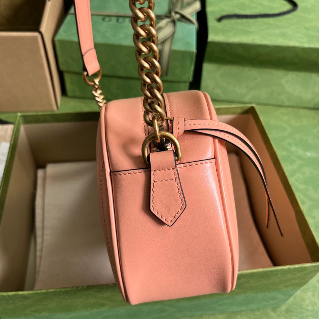 G*u*i marmont small matelassé shoulder bag