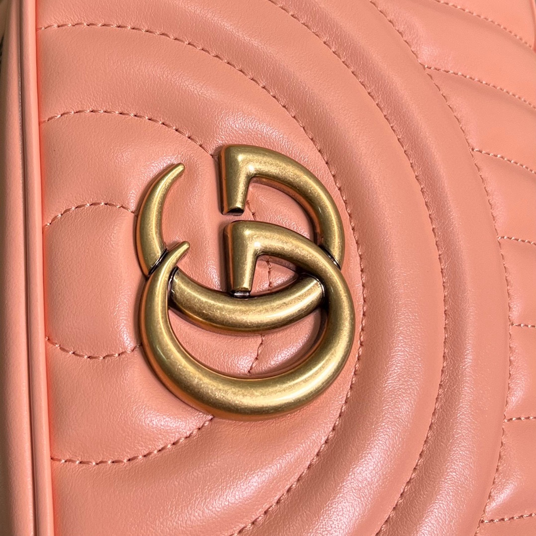 G*u*i marmont small matelassé shoulder bag