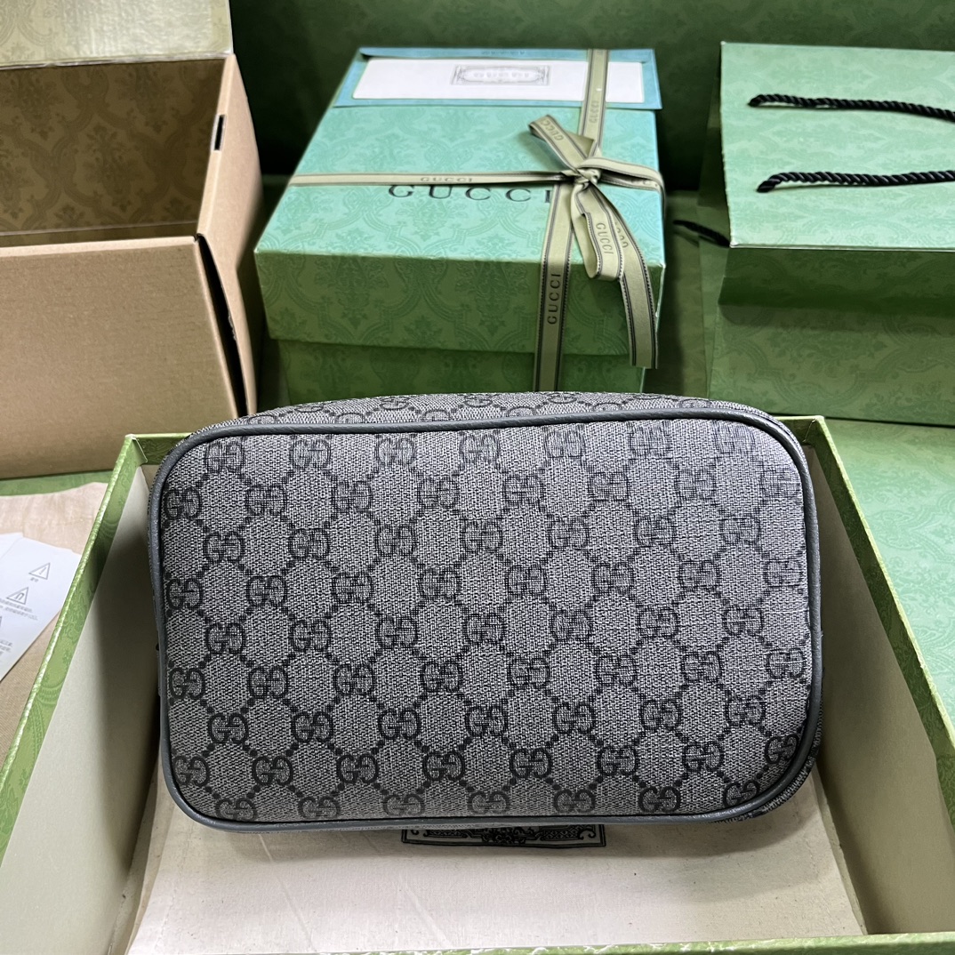 G*u*i savoy toiletry case with web